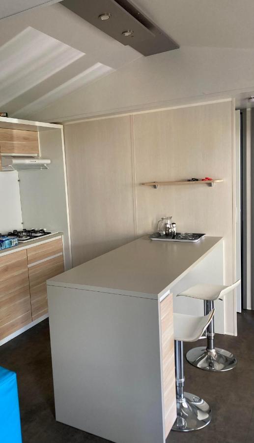 Camping 5* - Biscarosse Lac - Mobilhome 2 Chambres - 4 Personnes Бискаррос Экстерьер фото